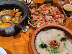 -老滇山寨•云南特色菜•地方菜•民族风情歌舞表演(金碧店)