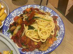-耶里夏丽·新疆菜·28年喀什老馆(田林东路店)