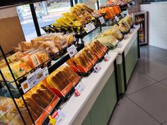 -华荣西饼屋(金禧店)