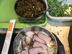 -红鼻子桂林米粉(金唐新光界店)