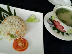 -Neary Khmer Restaurant