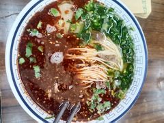 -陇兴楼兰州拉面(西安咸阳国际机场店)