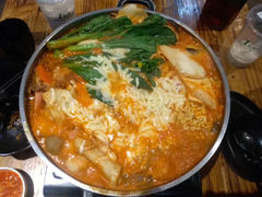 -辛明堂洞韩式芝士年糕火锅(万达店)
