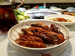 -茸梅路右拐龙虾-农家菜(松江店)
