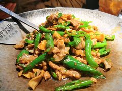 -费大厨辣椒炒肉(万家丽一店)