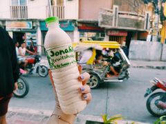 -Jonah's Fruit Shake & Snack Bar