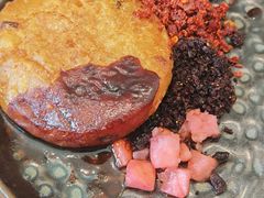 -包整·丝娃娃(一览甲秀楼风景店)