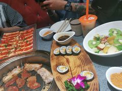 -金迈圆烤肉餐厅(维多利店)