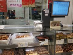 面包甜点陈列柜-上海哈尔滨食品厂(淮海中路店)