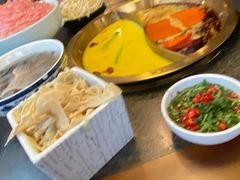 -小天鹅火锅·一线江景洪鼎旗舰店(洪崖洞店)