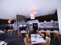 -Lake Hawea Hotel