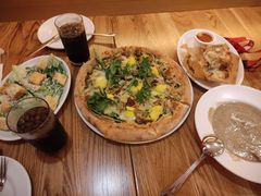 -城市大道红炉披萨烘焙坊