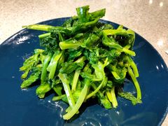 清炒豌豆尖-半山腰·云南菜(侨福芳草地店)