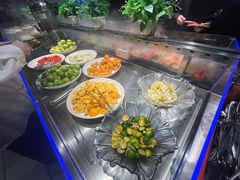 -牛里牛气· 榴莲海鲜鲜牛肉自助火锅·烤肉(横岗店)