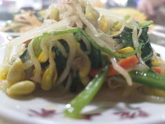 -陇上全荟兰州传统牛肉面(延吉路店)