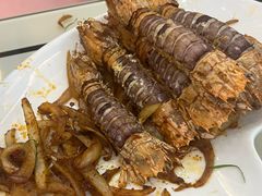 -覃记海鲜美食餐厅