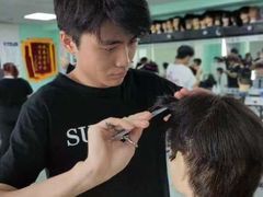 -首脑美容美发化妆美甲培训学校(长沙校区)