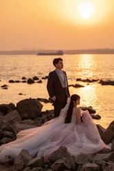 -雪中彩影婚纱摄影·微光艺术中心