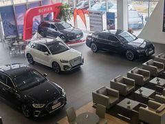 -上海冠松华奥奥迪4S店(张江店)