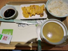-老乡鸡(上海品尊国际中心店)