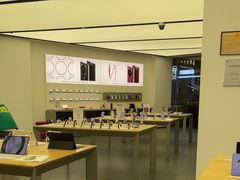 -华为授权体验店(华强北电子广场)