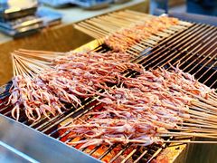 烤鱿鱼-亚龙湾希尔顿自助餐厅·海鲜·烧烤·沙滩BBQ·现场乐队