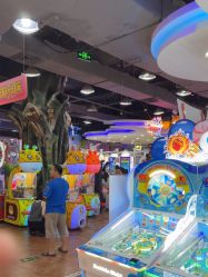 -菲菲羊乐园(临平银泰城店)
