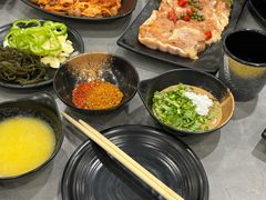 -啊美丽炭火烤肉(滑翔一店)