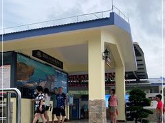 -那琴半岛地质海洋公园