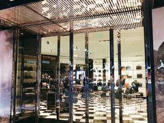 -PRADA普拉达(国际广场店)