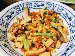 -寻钵记民菜馆·正宗常德钵子菜(滨湖路店)