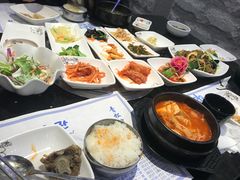 -青松馆韩国料理(香港中路佳世客店)