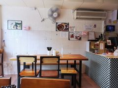 -荣晖咖啡美食(司打口店)