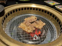 -山川小町·极番烧肉(新地假日广场店)