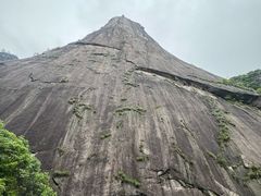 -鄣山大峡谷