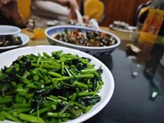 -芦茨金富饭庄·25年老字号·专做稻草鸡