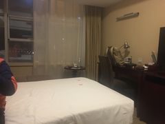 -日照君临天下大酒店