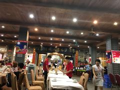 大堂-鹏城人家海鲜酒家·23年老字号(较场尾店)