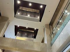 -锦龙国际酒店(天津奥体中心华苑地铁站店)