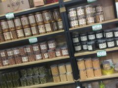 零售区-段氏奇香花生米(长嘉汇店)