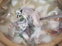 -黄小串·烤串海鲜涮牛肚(升龙广场店)