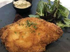 -La Mer Restaurant & Lounge