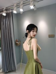 -衣贝姿婚纱礼服馆