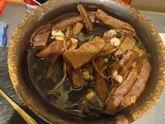 -吴越荣记苏州菜·松鼠桂鱼100%活鱼现做(斜塘老街店)