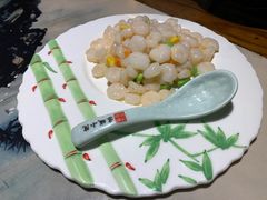 手剥河虾仁-苏城小院·园林精致苏州菜(斜塘老街店)