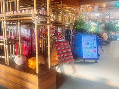 -Naughty Nuri’s Phuket