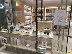 -博士眼镜(罗湖喜荟城店)
