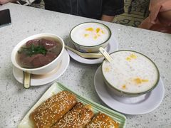韭菜猪红-芬芳甜品(同福路店)