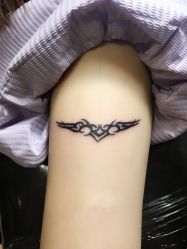 -Black Tattoo Studio