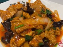 -何适山庄 ·可团建(水长城P2停车场店)